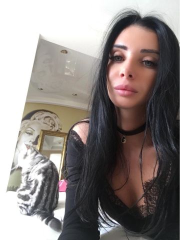 Проститутка Лейла