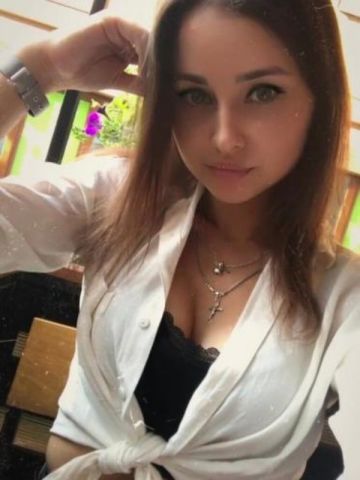 Проститутка Амелия