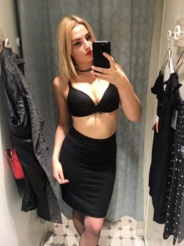 Проститутка Сесилия